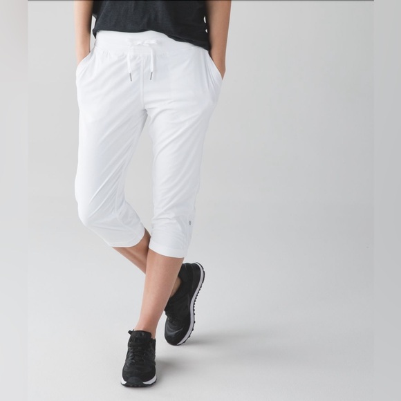 Lululemon Studio Crop II - White - Picture 1 of 15